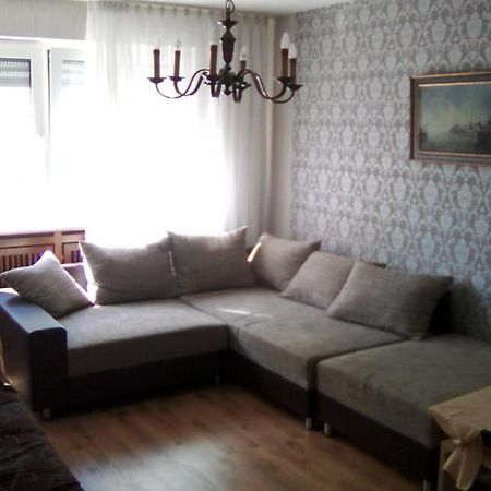 Mosel Ferienwohnung Zell an der Mosel Luaran gambar