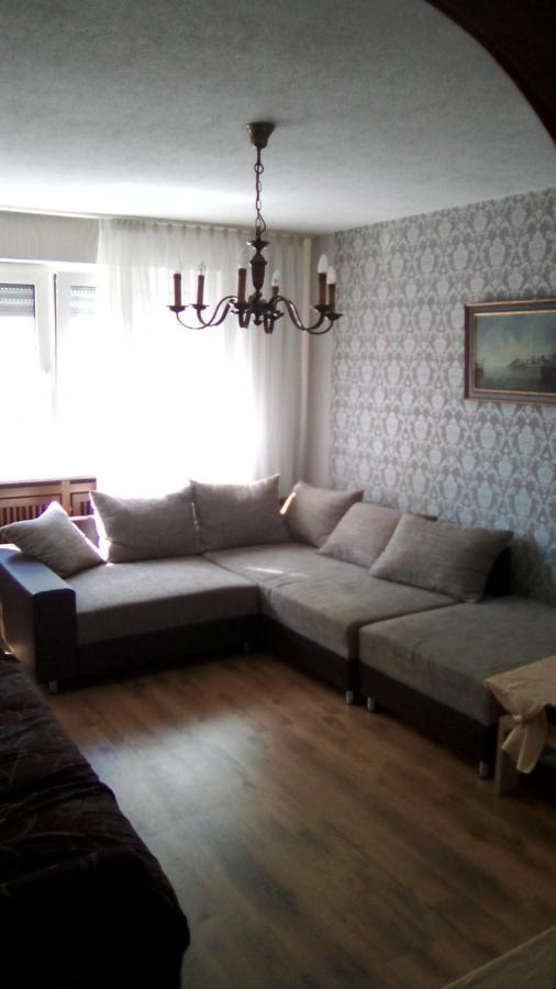 Mosel Ferienwohnung Zell an der Mosel Luaran gambar